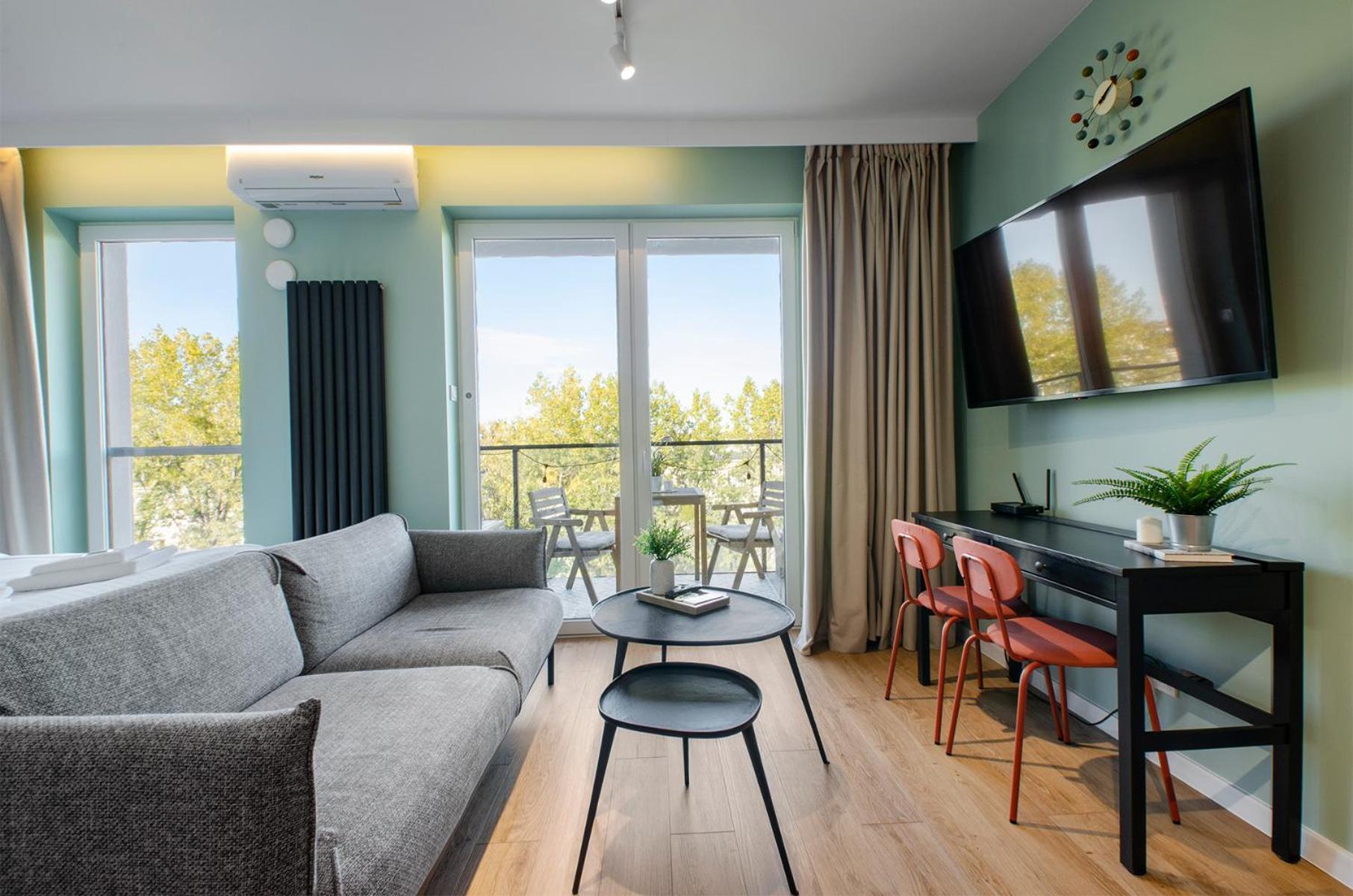 Queen Size Bed - Apartament Obok Manufaktury W Centrum Lodzi - Parking Gratis!!! المظهر الخارجي الصورة